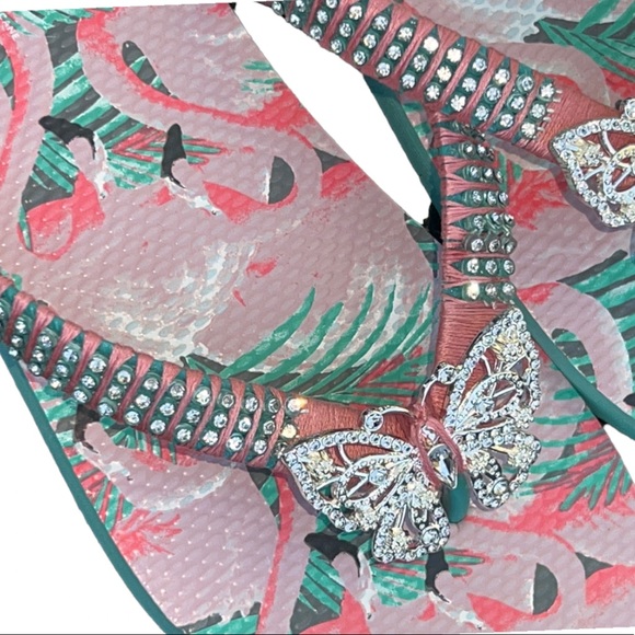 Adult Male Size 6-7, Women Size 7, Peach Flamingo, Crystal Butterfly - Picture 10 of 15
